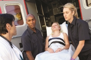 Ambulance-686943-edited.jpg